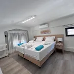 Casa De Lapel Mola Kalyva